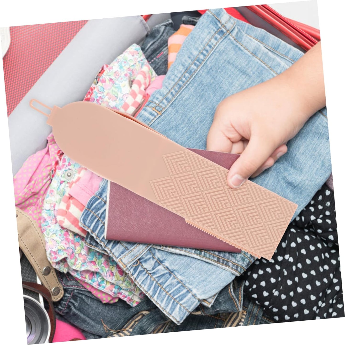 Travel Makeup Brush Case Cover Compact Cosmetic Storage Organizer for Eyebrow Pencil and Brushes for Women and Girls the Go for Travel and Events